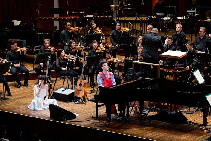 Laufey, dodie, and Jacob Collier deliver the ode, "Wild Mountain Thyme."
