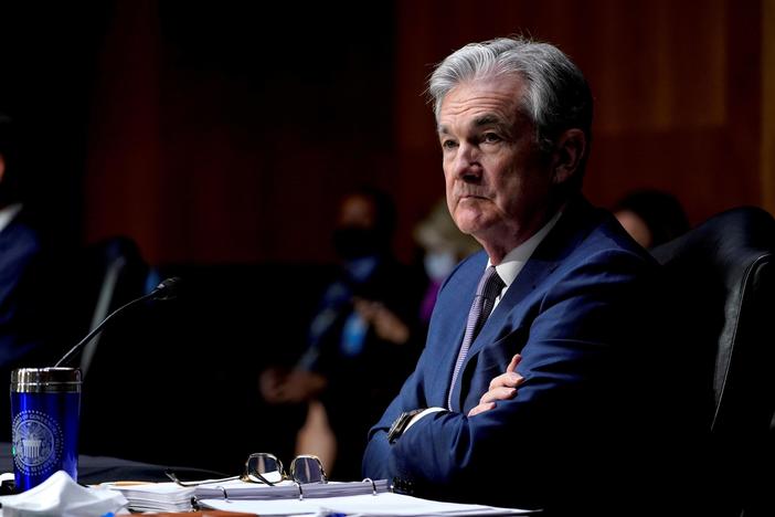 News Wrap: Federal Reserve projects rate increases in 2023 as economy recovers from COVID