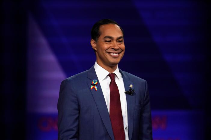 Castro calls on Democratic voters to push past 'safe choice' in 2020