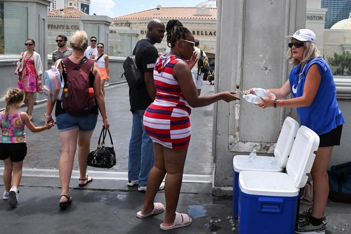 News Wrap: Nearly 200 million Americans face extreme heat, severe weather