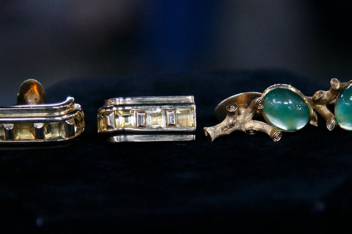 Appraisal: Antonio Pineda Gold Jewelry, ca. 1965, in Celebrating Latino Heritage