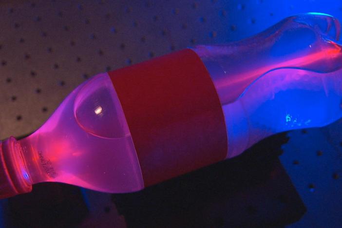 A new high speed camera can capture light in motion and see around corners.