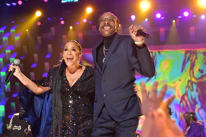 Watch the fourth annual all-star concert honoring music legends.