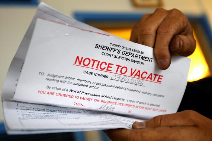 News Wrap: CDC's new eviction moratorium faces early legal challenge