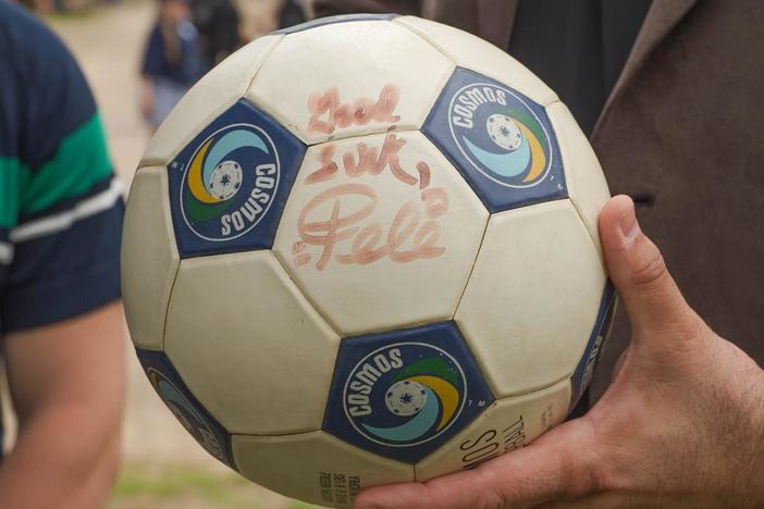 Appraisal: 1977 Pelé-signed Soccer Ball