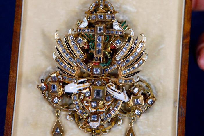 Appraisal: Late 16th C. Diamond Marriage Jewel