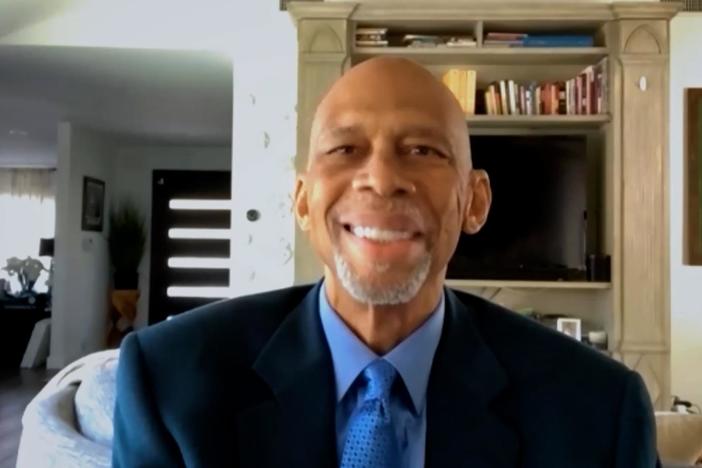 Kareem-Abdul Jabbar remembers NBA legend Bill Russell.