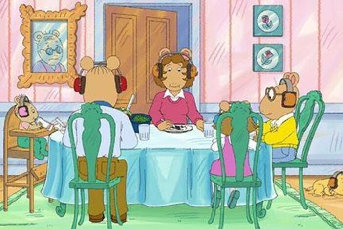 When Arthur wins free tickets to a concert, suddenly everyone wants to be his best friend.