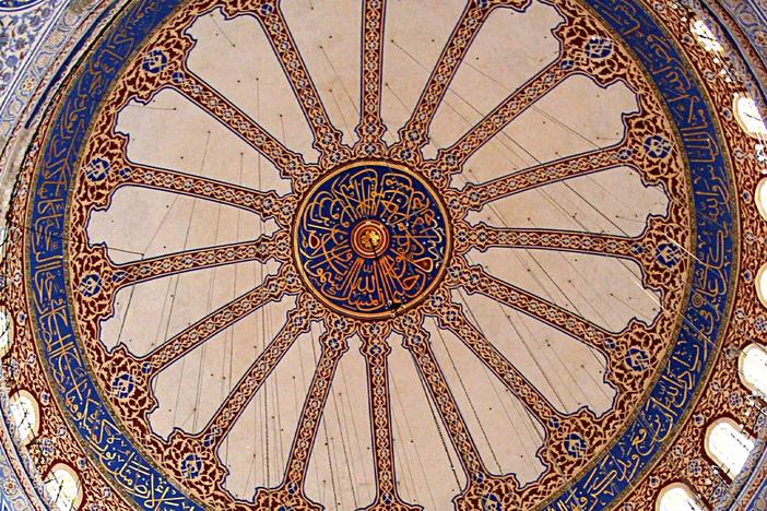 A historian discusses the significance of Hagia Sophia and the Blue Mosque.