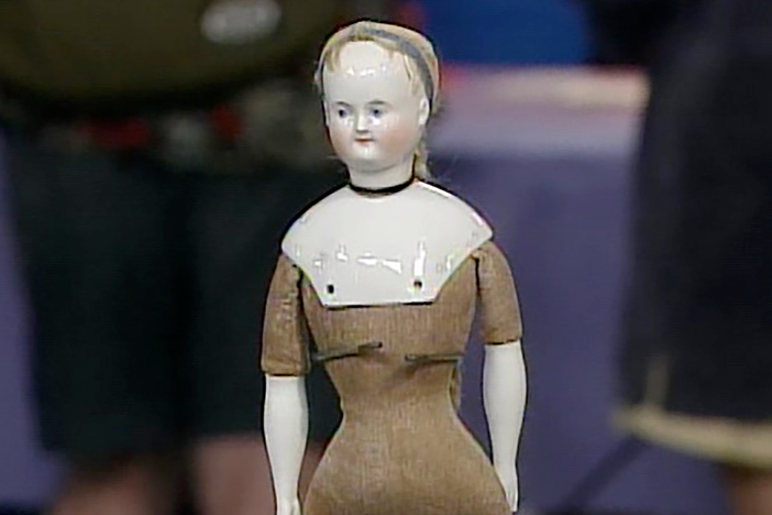 Appraisal: Kister Swivel Head Porcelain Doll, ca. 1855, in Vintage Portland.