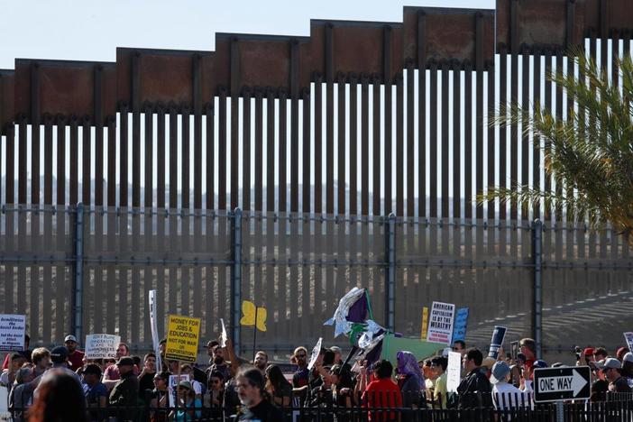 Disputes at Mexican border also about environment, private land