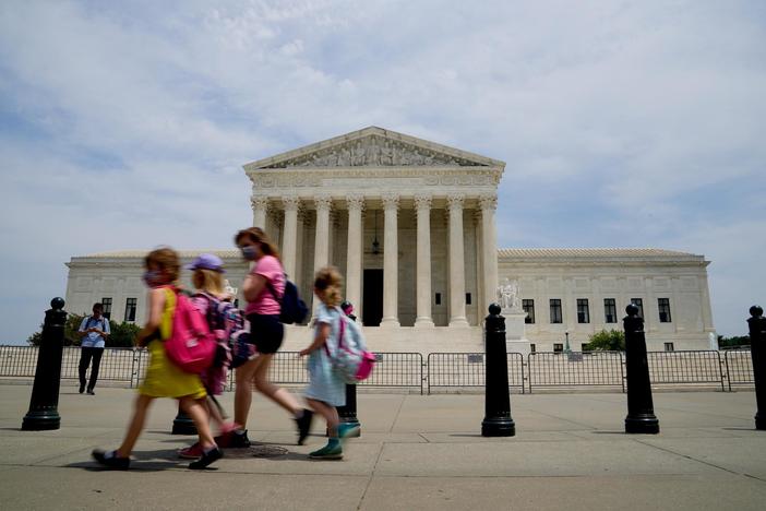 Supreme Court hears cases involving free speech rights on social media