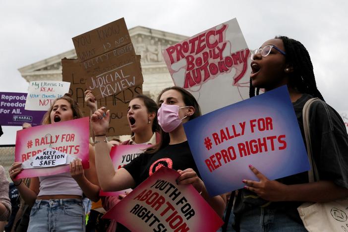 Senate Democrats seek to codify abortion rights into federal law