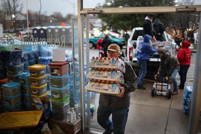Kentucky tornado recovery continues, with charities and government providing aid