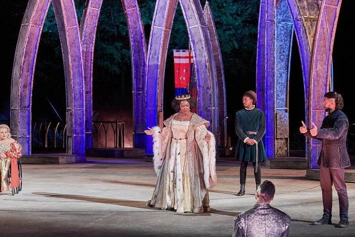 Watch highlights from "Richard III," starring Danai Gurira.