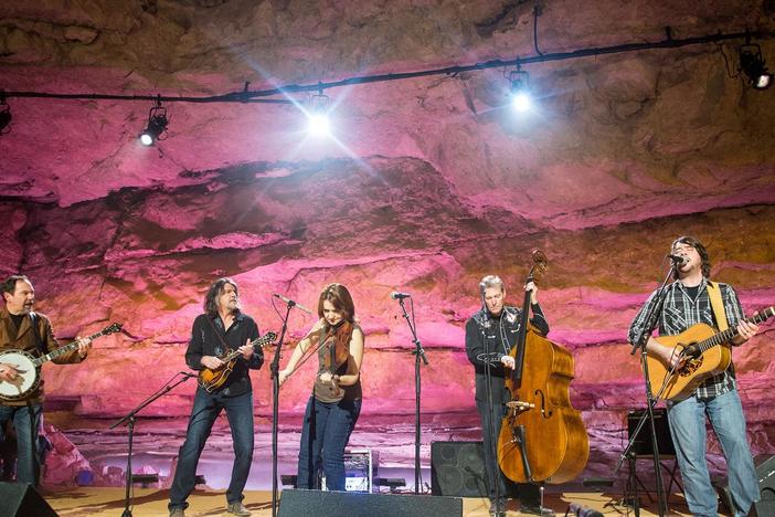 Featuring Del McCoury, Michael Cleveland and Flamekeeper, and more.