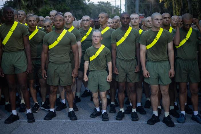 Shortest member of Marine Corps on the challenges and triumphs of his service