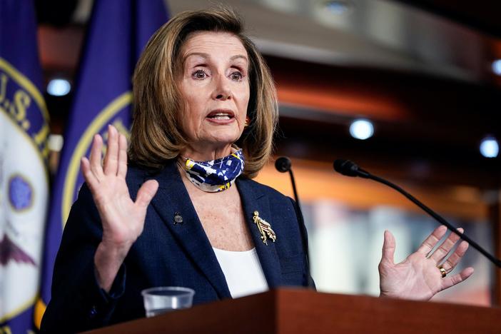News Wrap: Pelosi says House will stay in session until virus aid deal reached