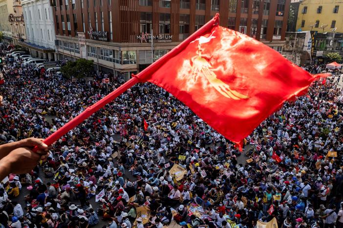 Protests grow in Myanmar despite internet restrictions and police crackdowns