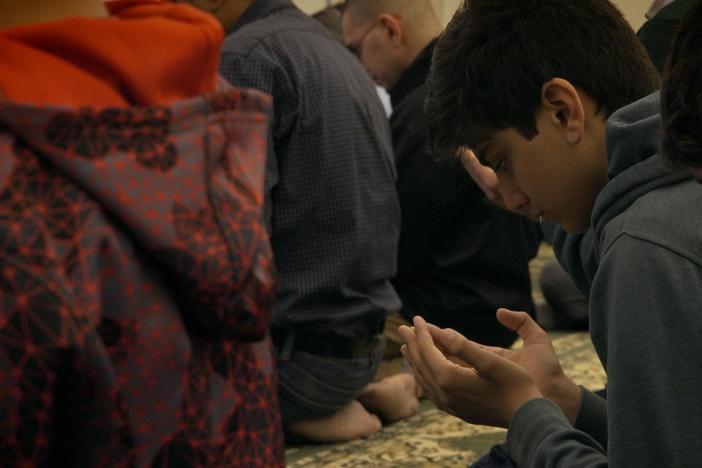 The coming-of-age story of a young Muslim American competing at Rubik cubing competitions.