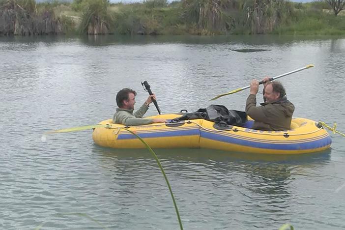 Deep in the desert state of Chihuahua, the crew goes sailing.