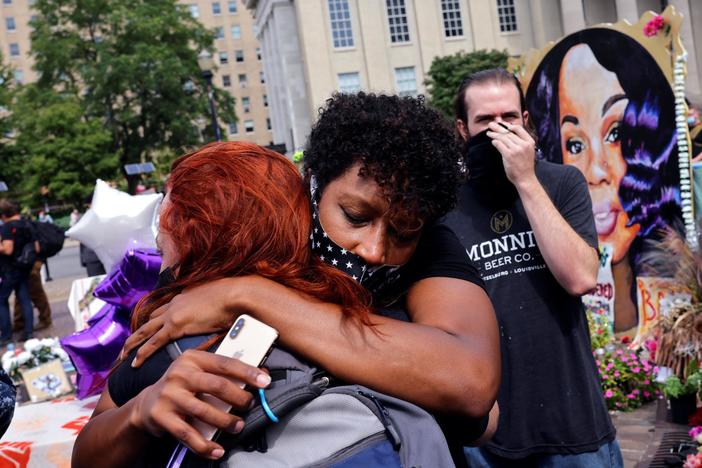Breonna Taylor case outcome suggests officers are above the law, says legal expert