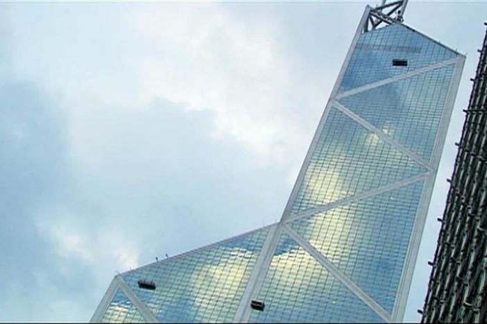 Pei discusses the challenges he faced building a late modernist building in China