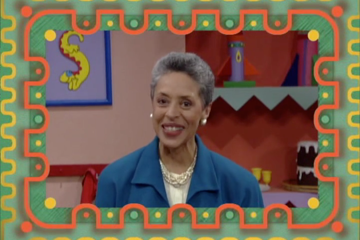 Host Lyn May and the Salsa cast introduce the story for today's lesson.