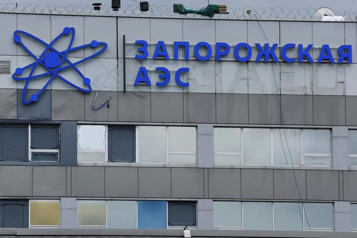 News Wrap: IAEA head says situation at Ukraine nuclear plant has worsened
