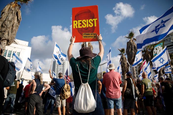 How Israel’s judicial reform protesters shifted focus to aiding victims of Hamas
