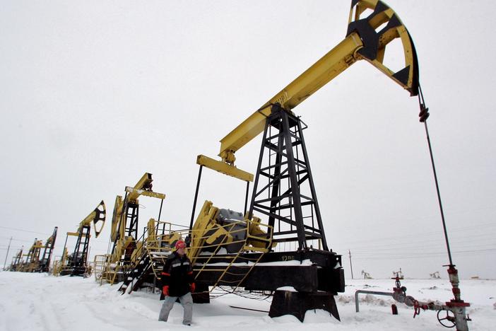 Biden administration considers ban on U.S. imports of Russian oil