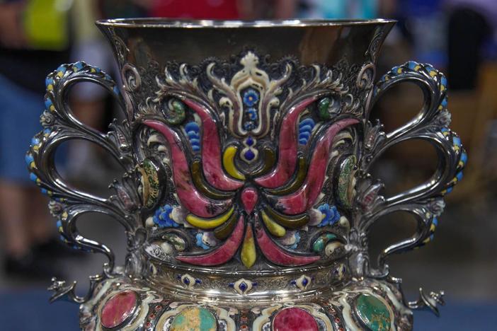 Appraisal: 1893 Tiffany & Co. World’s Fair Exhibition Vase