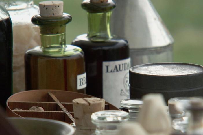 Military Medicine in the War surveys the risks soldiers took on the battlefield and camps.