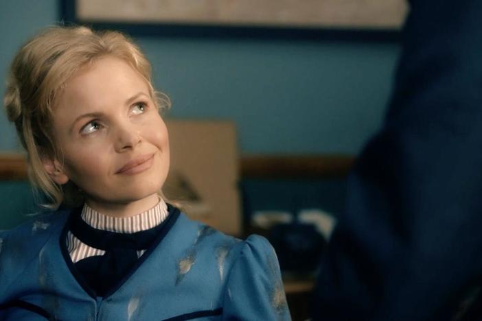 Business may be the same, but Eliza and William's relationship seems to have a new spark.