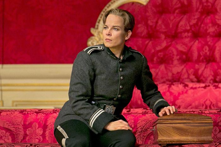 Erin Morley and Elīna Garanča sing Sophie and Octavian's final Der Rosenkavalier duet.