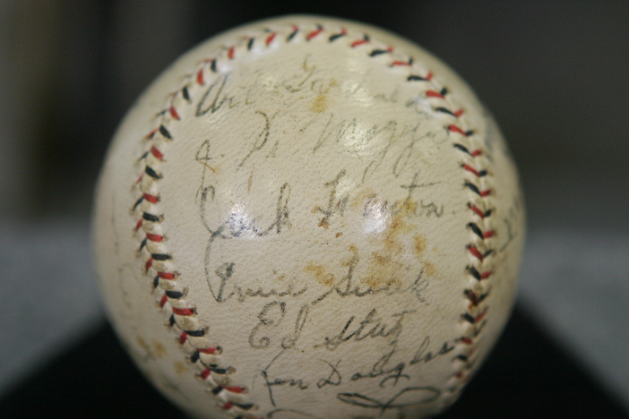 Appraisal: 1933 San Francisco Seals-signed Baseball, in Vintage San Francisco.