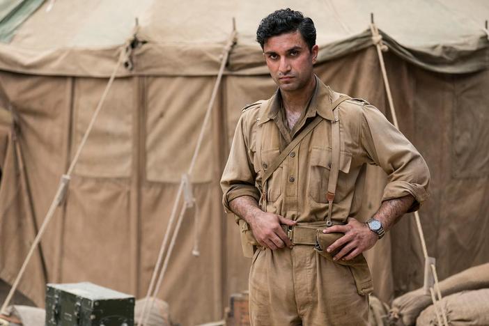 The cast and crew describe how they shot those North African desert scenes.