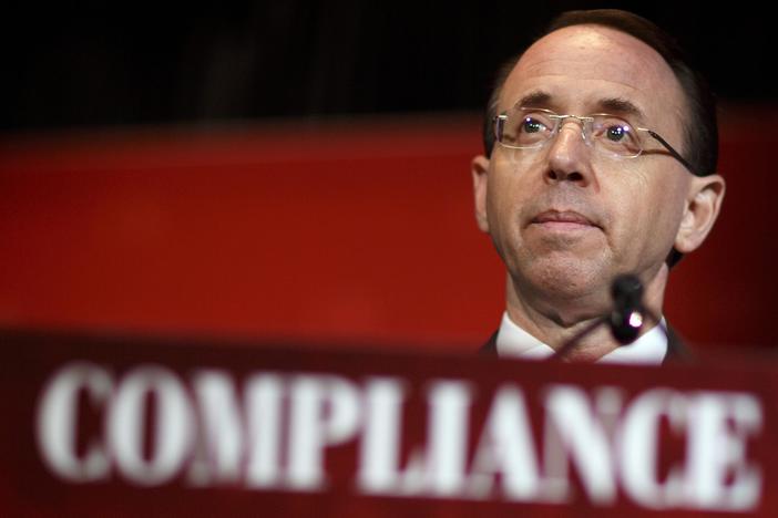 News Wrap: Sessions defends Rosenstein amid Freedom Caucus impeachment bid