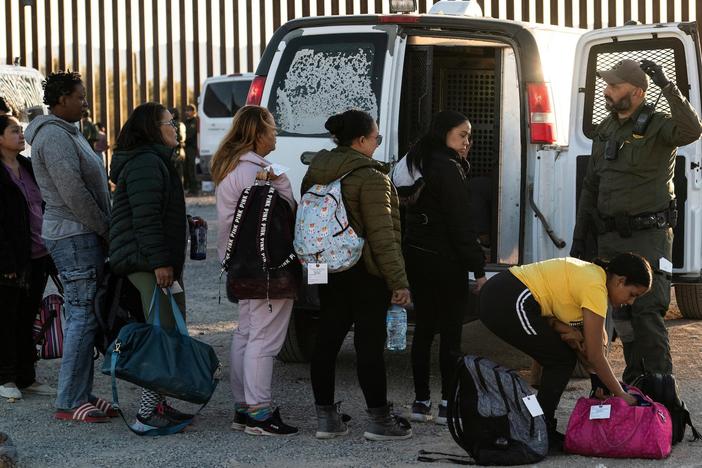 How Arizona is responding to a record surge of migrant crossings at the border