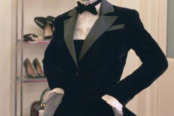 Suit yourself to this iconic gown!