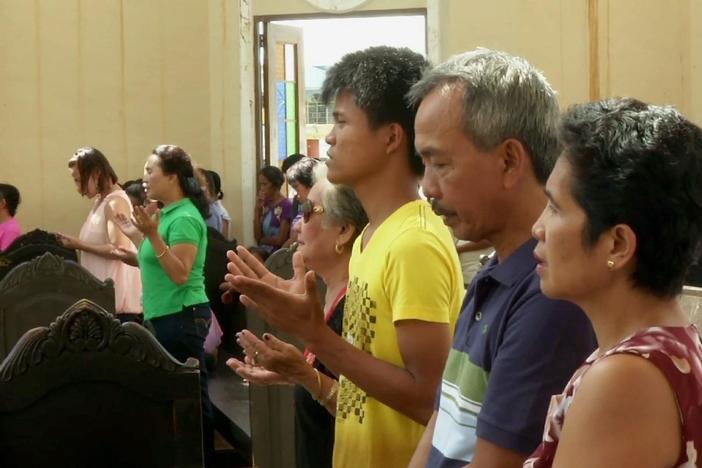 As their nation rebuilds after Typhoon Hayaan, many Filipinos find comfort in prayer.