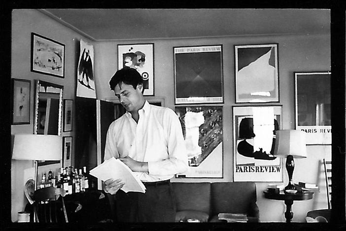 Plimpton shaped the prestigious literary magazine with the flair of a kindly ringmaster.