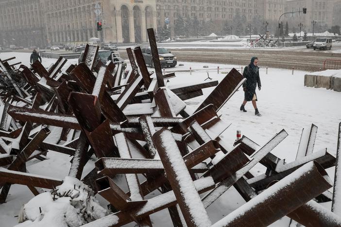 Ukrainians brace for a brutal winter amid Russian attacks on energy grid