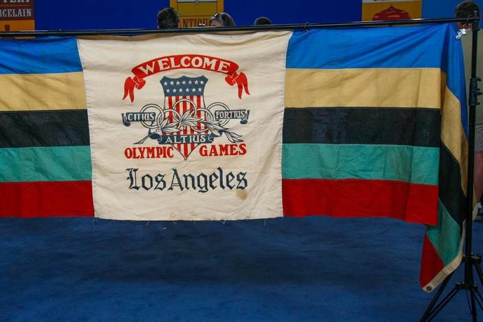 Watch Jasmani Francis appraise this 1932 LA Olympic Games Banner in Chattanooga!