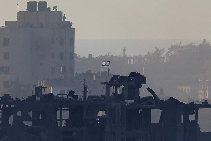 News Wrap: Israel, Hamas nearing deal for partial hostage release, officials say