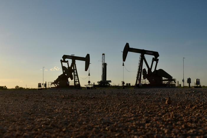 Oil giants deny spreading climate disinformation as they face Dem heat on Capitol Hill