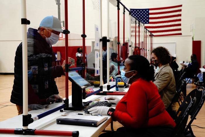 With control of the U.S. Senate at stake, eyes are on Wisconsin's race