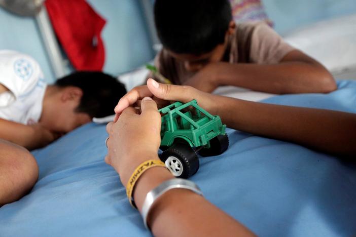 Detained migrant children suffer ‘trauma after trauma,’ say pediatric experts