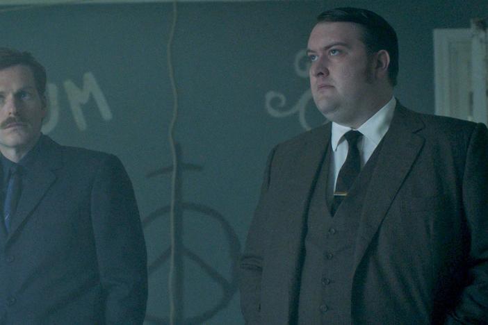 Box, Jago, Endeavour and Strange all respond to the scene of two more overdose deaths.