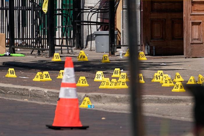A deadly massacre in under one minute
